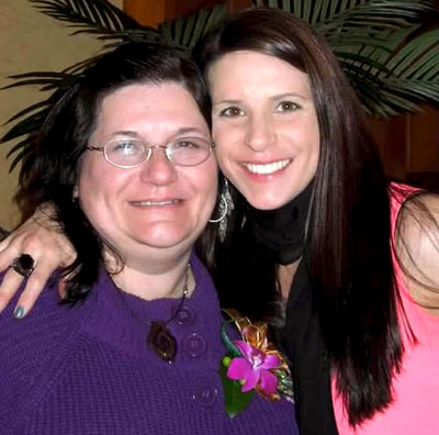 Tracie Kurczy-Lussier and her mother, who was diagnosed with early-onset Alzheimer's at just 52 years old.